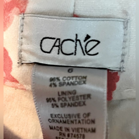 Woman’s Cach’e ankle length floral pants size 6 - Picture 3 of 5